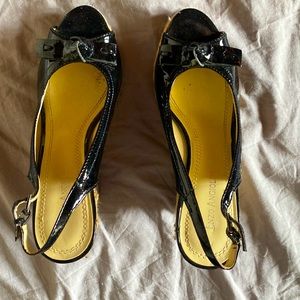 BLACK AND TAN WEDGES